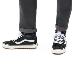Vans Sk8-Hi MTE-1 Hi-Top-Schuhe Black/True White Damen, Herren 19 Vans Sk8-Hi MTE-1 Hi-Top-Schuhe Black/True White Damen, Herren -Ski Equipment Sale vans sk8 hi mte 1 vn0a5hzy6bt 08 gross